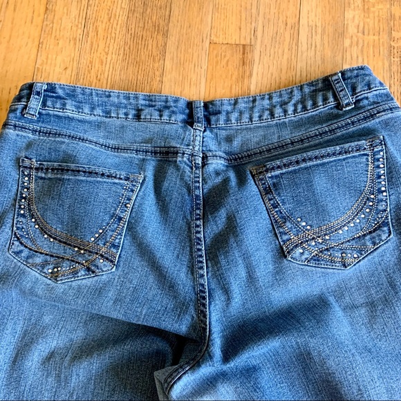 Christopher Banks Blue Straight Leg Rhinestone Pockets Ankle Jeans 16 Short - Picture 9 of 10